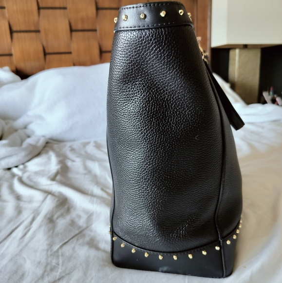 Michael Kors Devon Extra-Large Studded Pebbled Leather Tote Bag Black Purse $558 - Picture 6 of 16